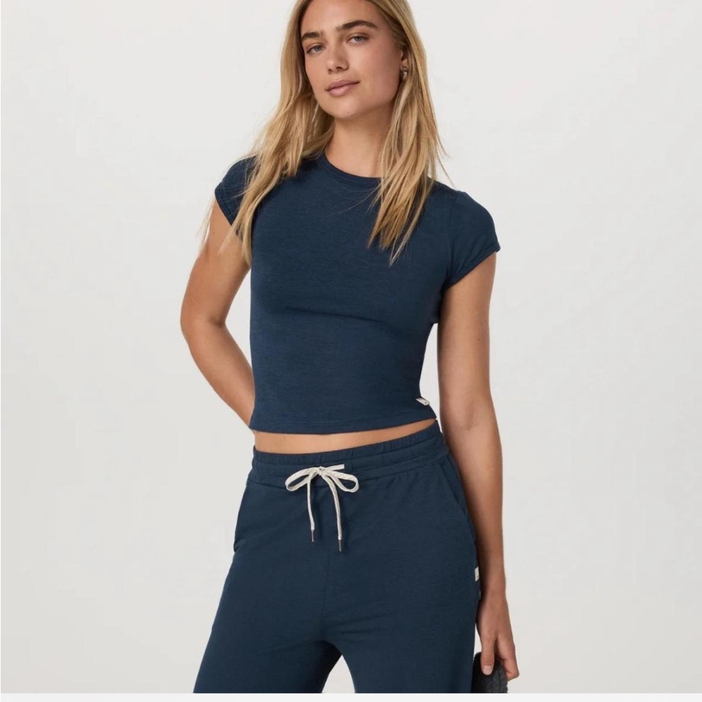 ISO Vuori Blue Coast Heather baby tee size xs or s